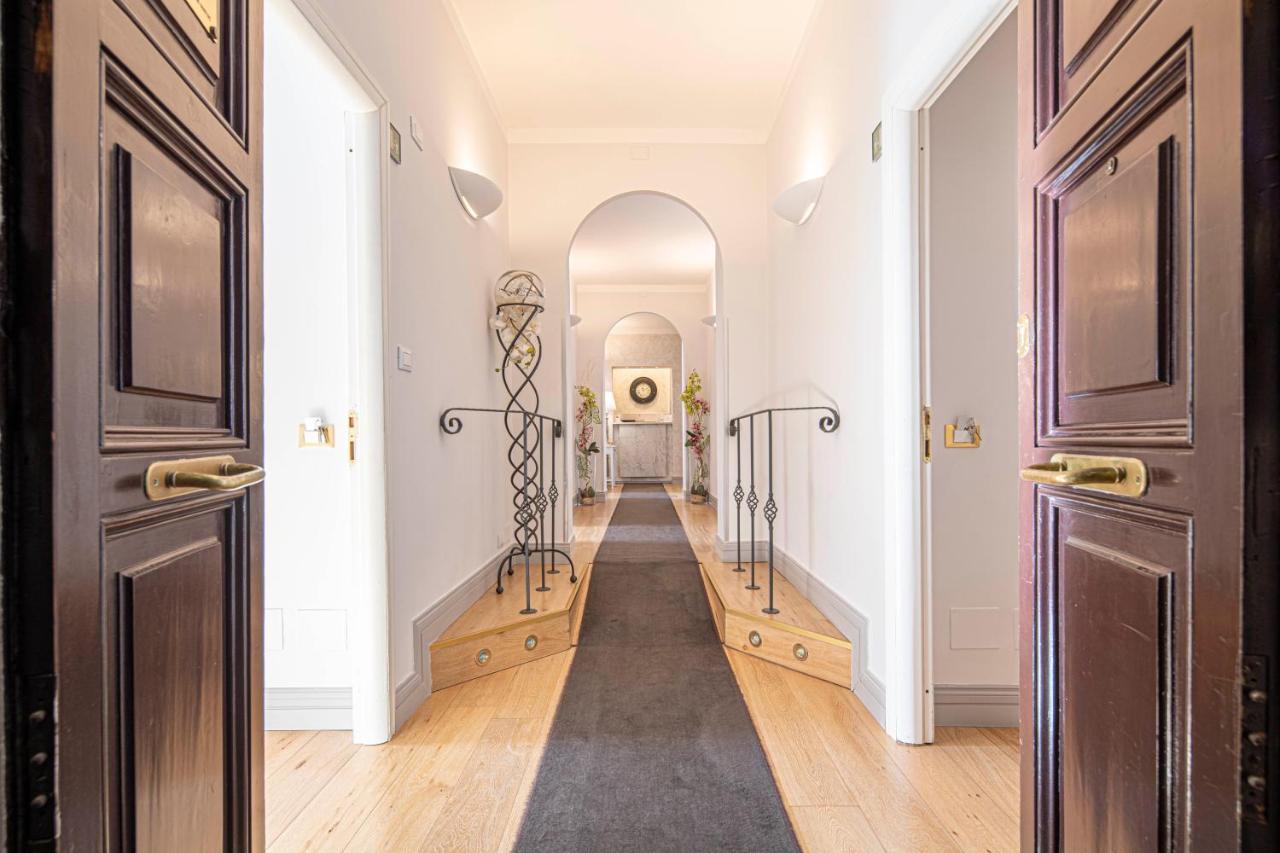 Residenza Castrense Bed & Breakfast Rome Exterior photo